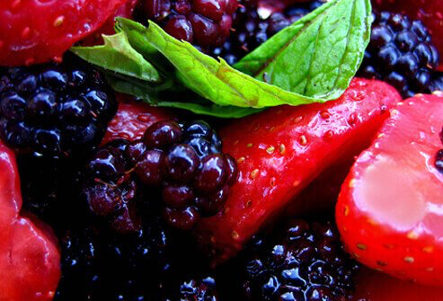 انواع توت و تمشک غذای مقوی مغز