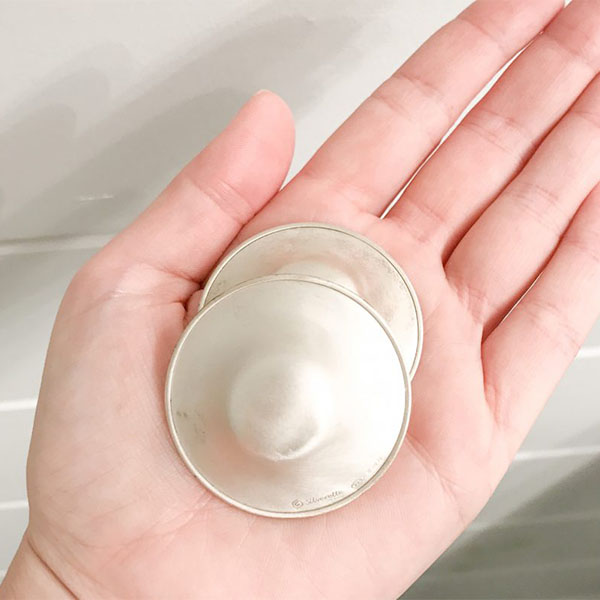 محافظ سینه برای جلوگیری از تماس زخم ها با لباس